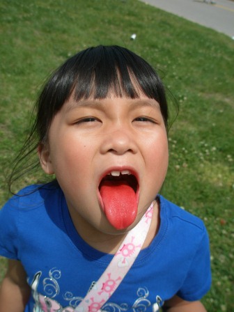 Kasen with a very red tongue